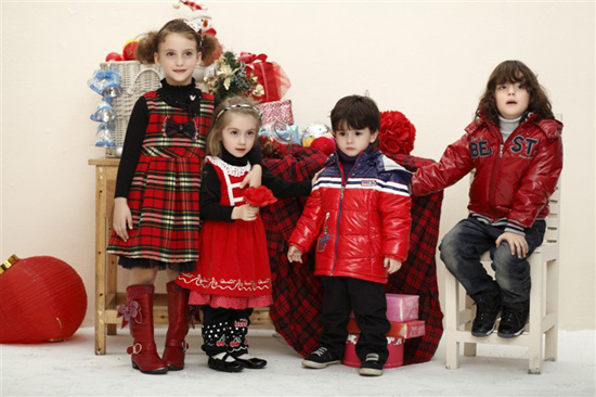 С��B��2012������ͯ���b