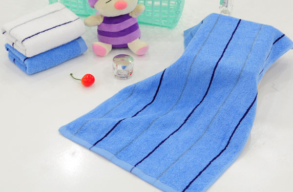 ���(y��ng)�{(l��n)ɫ�l�y��ͯë��