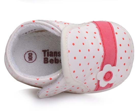 ��ʹ֮��͸��PUyoue��ǰЬ�tɫ