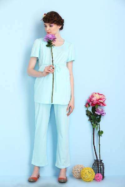 媽媽和我藍(lán)色yunf裝