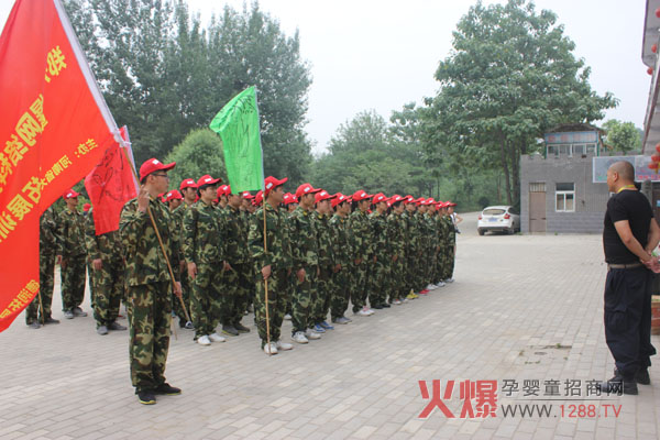 ��չӖ(x��n)��������F(tu��n)꠾���