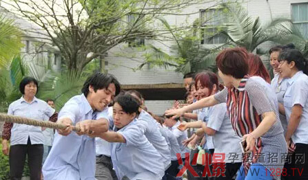 ����m�ջ�2015��5��1�Շ��H�ڄӹ�(ji��)�Ċʻ��