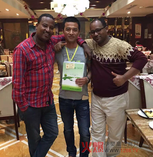 ����ϴ�o���H�� ̩ͯ���޻𱬾W(w��ng)���v���Ͼ�վ�˄ٚw��