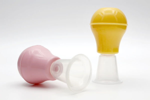 親恩簡(jiǎn)易吸奶器.jpg 親恩簡(jiǎn)易吸奶器.jpg