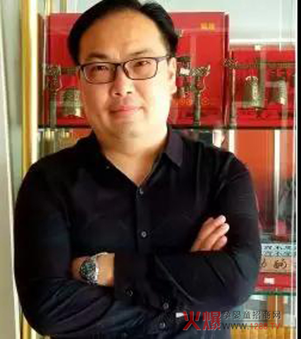 12���(ji��n)�أ�����������Ϻ����׽��ܱ���ĸ��Ʒ�Ƶİl(f��)չ֮������������ĸ�����۷��(hu��)����վ!