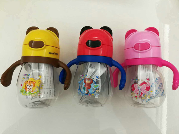 好樂嬰Tritan料水壺.jpg 好樂嬰Tritan料水壺.jpg