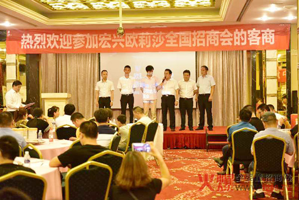 ȫ�S��չ�F(xi��n)Ʒ������ �W��ɯ���̷��Ϻ����̕�(hu��)�٬F(xi��n)ӆ؛����