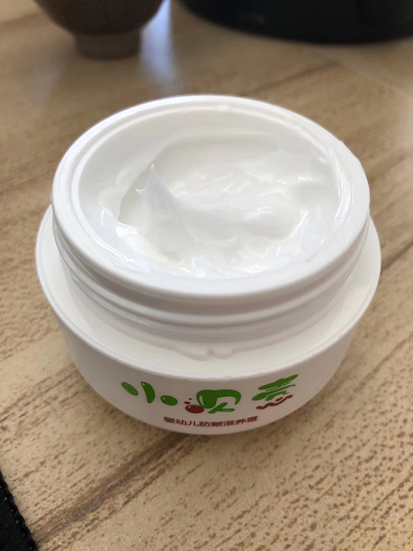 小貝殼yingye防皴滋養(yǎng)霜4.jpg 小貝殼yingye防皴滋養(yǎng)霜4.jpg