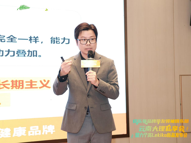 �~����&����(g��)�߅����𣺏�һ���Д�����һ��(g��)���ڱ��Ј������(y��n)�C�ķ���