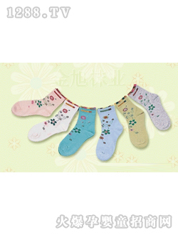 ��˹�@��ɫ��ͨŮͯ�m