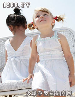 �����ݰ�ɫ���b