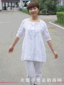 �\����ˇ���ɫ