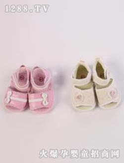 ���ʥ��yingeЬ��YH-1132