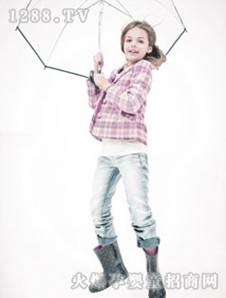 �t�S�{2010���b��ɫ��y����