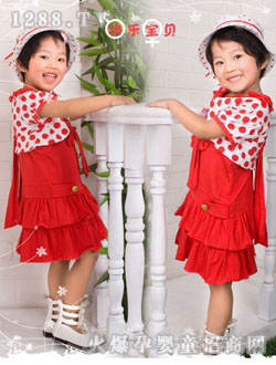 �к�Ů���tɫ���b��