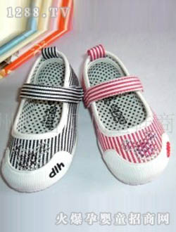 ��ѩ���ɐ�(��i)Сͯ�β�Ь