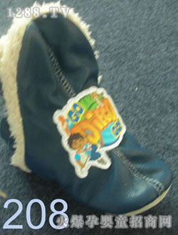 ϲ�R���{ɫ��Ь