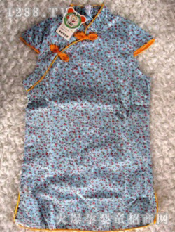 ��ͯ�{�{ɫ�黨�B��ȹ