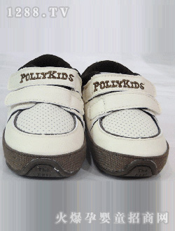 ��ʿ�����{ɫyinge�W��Ь