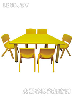 ���\����������