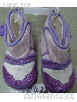 ���뷿��ɫ���cyingeЬ