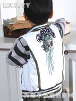 ���������e��ɫ��ͯ����