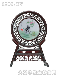 �����y�F����̥ë�C