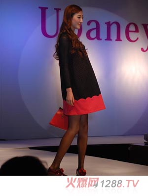 ��(y��u)ؐ�ݺ�ɫyunf�B��ȹ