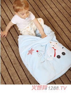 �Z��С��˯���{ɫ