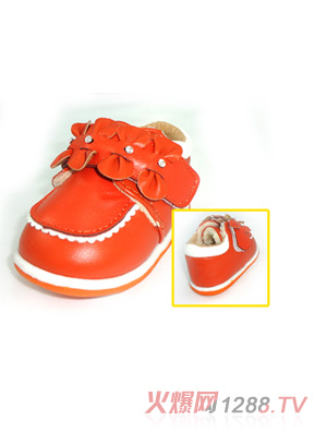 ����(l��)����ɫ����yingeЬ